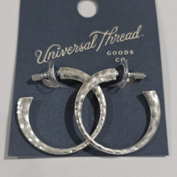 Hammered Textured Silver Hoop Earrings – Elegant Lightweight Women’s Jewelry - Picture 3 of 9